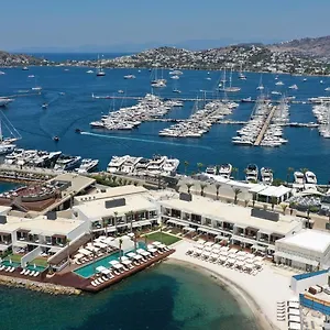 Marina Hotel
